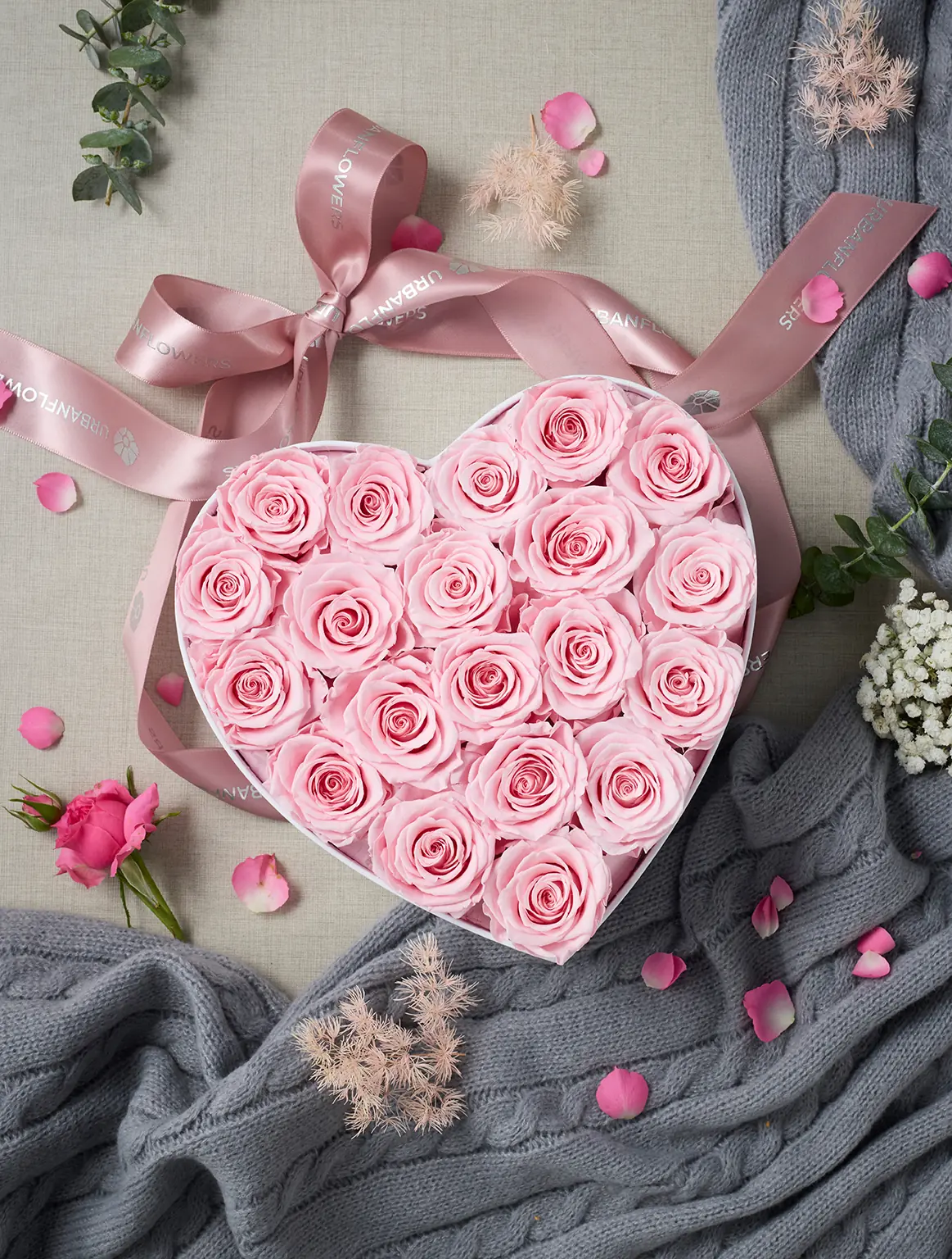 20 Preserved Pink Roses